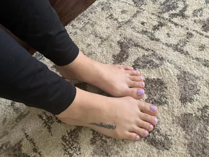 Hey 💞 anyone want to chat ?