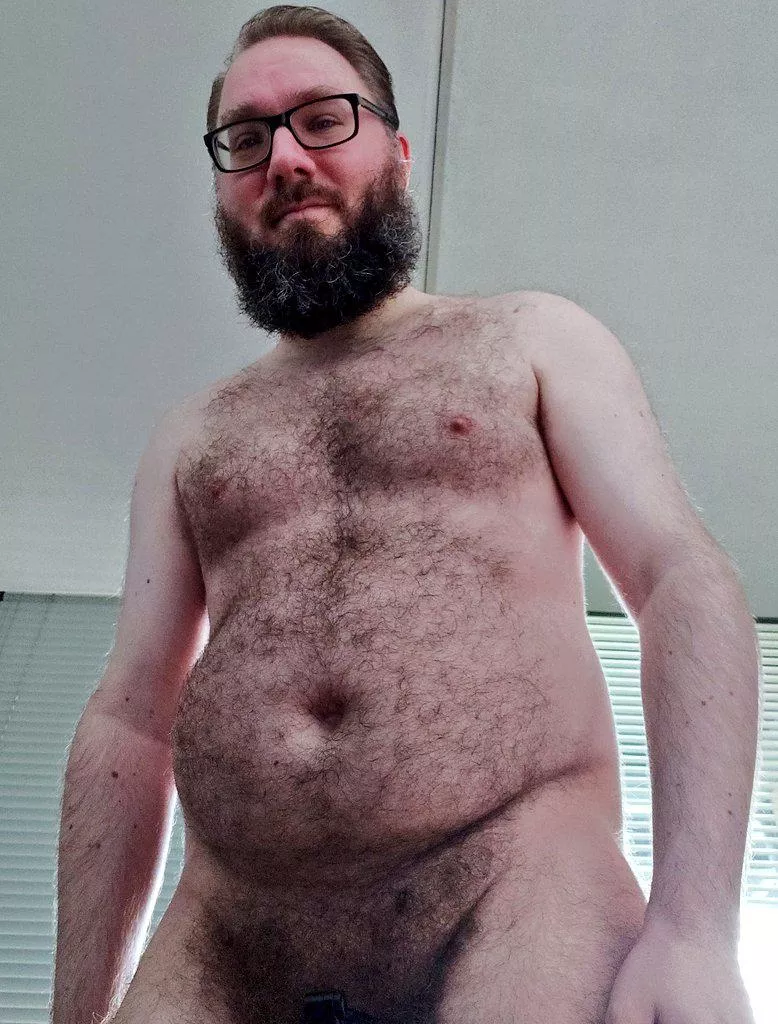 Hey bears, it's Tummy Tuesday 😋 Hey bears, it's Tummy Tuesday 😋