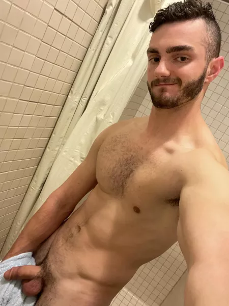 Hey bro, can you help me with this shower? Hey bro, can you help me with this shower?
