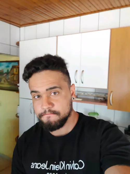 Hey bros, first od all tgif. What yall playing today? Hey bros, first od all tgif. What yall playing today?