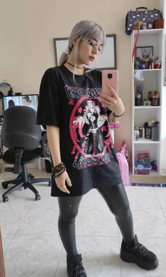 hey cuties!! I'm so desperate for some dumb, Small cocked,and beta sissy babygirl to come and makeout and be the gayest slut ever for mommy who love cramming and showing off Cumming in his shower add me on SC Hannah_lincol20 or k i K kendrawilliam100