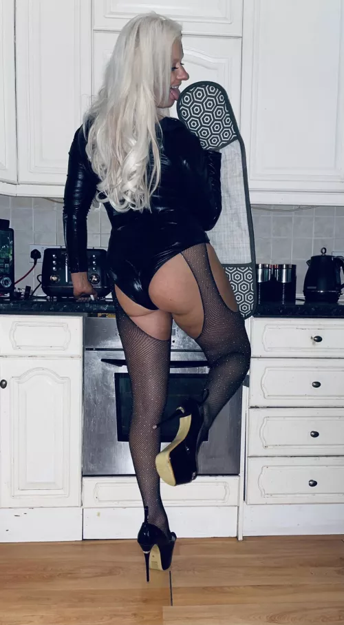 Hey good looking guess what’s cooking? Hey good looking guess what’s cooking?