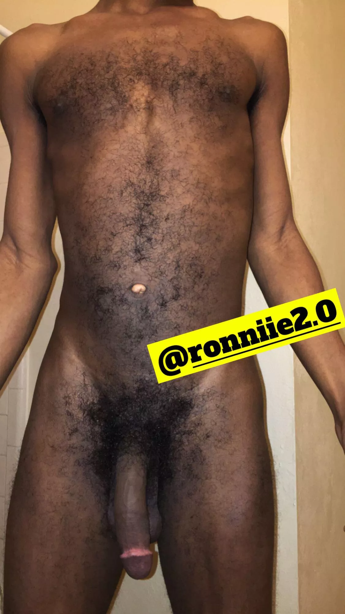 Hey guys! Felt like posting! Hmu dms open, I love hairy guys, the hairier the better. 24 From AZ