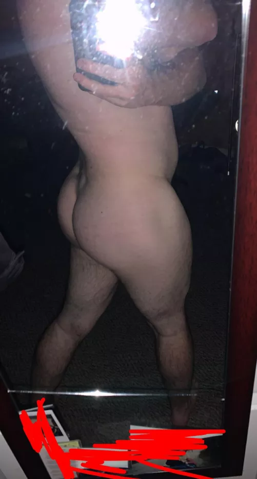 Hey guys hmu Iām looking for some fun ;)