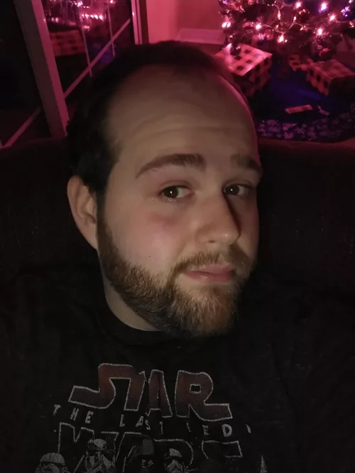 Hey guys, trimmed the beard down. Really feeling this look.