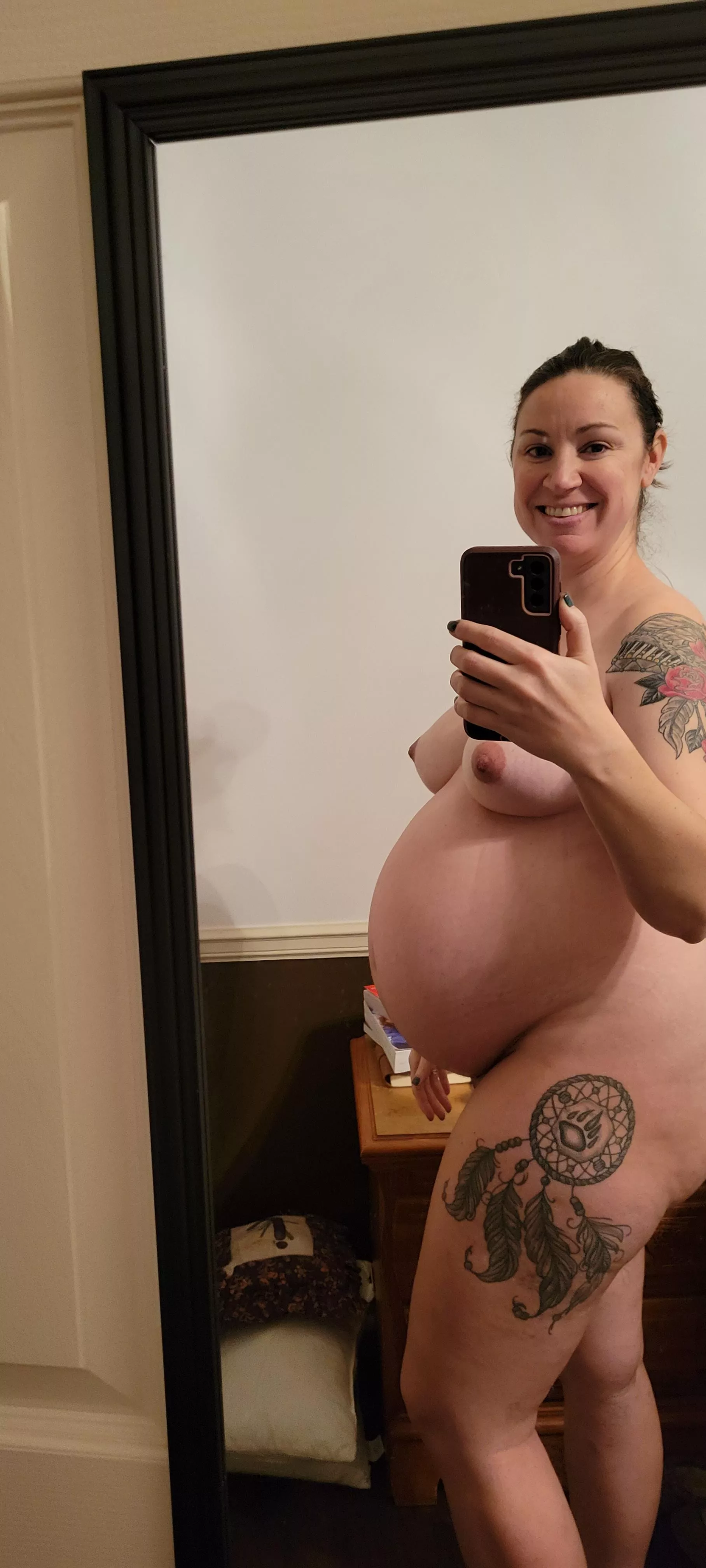 Hey guys! Want to come and run my belly? Hey guys! Want to come and run my belly?