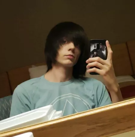Hey new here. Not sure if I fit the scene style but whatever Hey new here. Not sure if I fit the scene style but whatever
