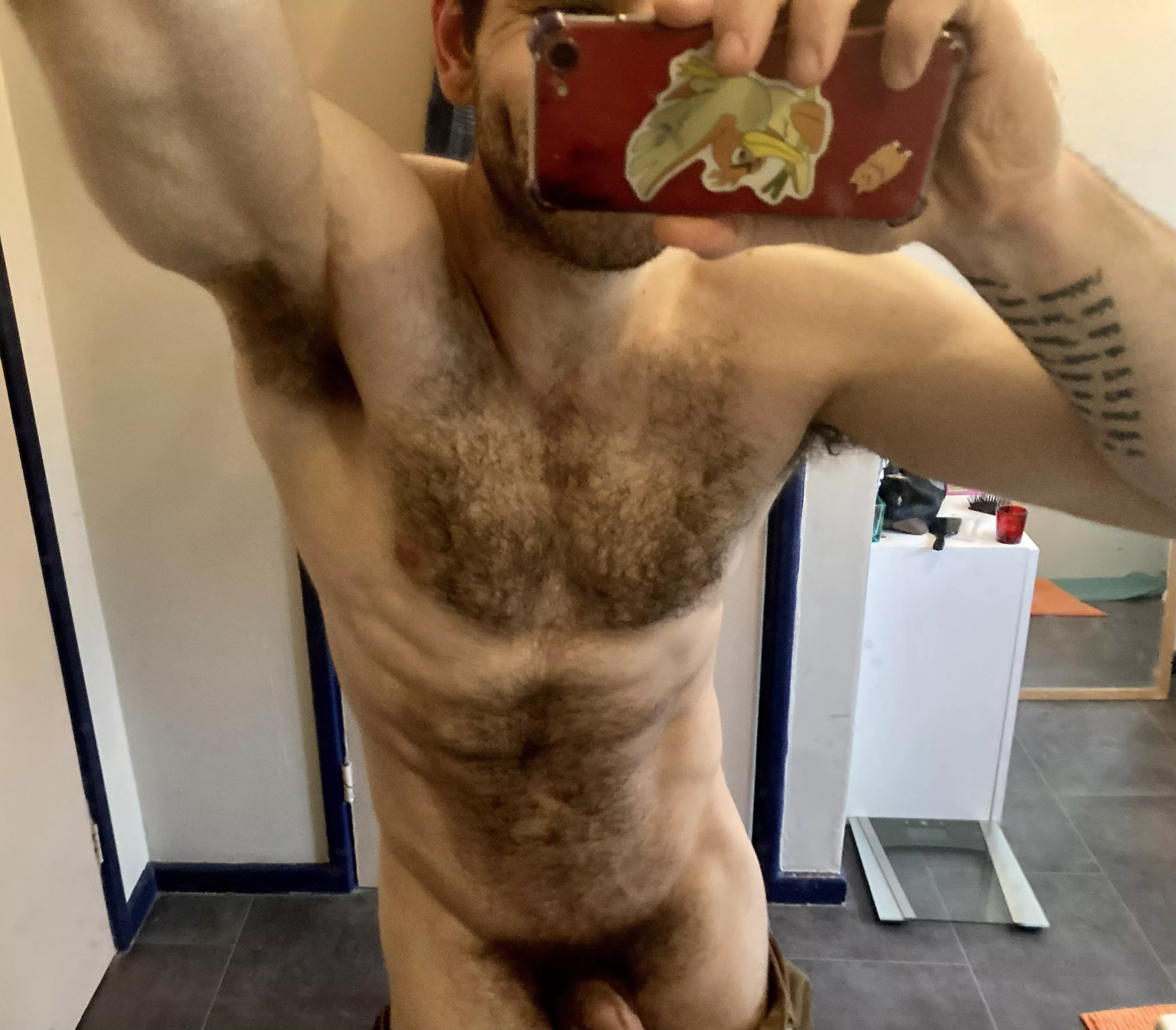 Hey there gorgeous, how about you lean on in a little closer