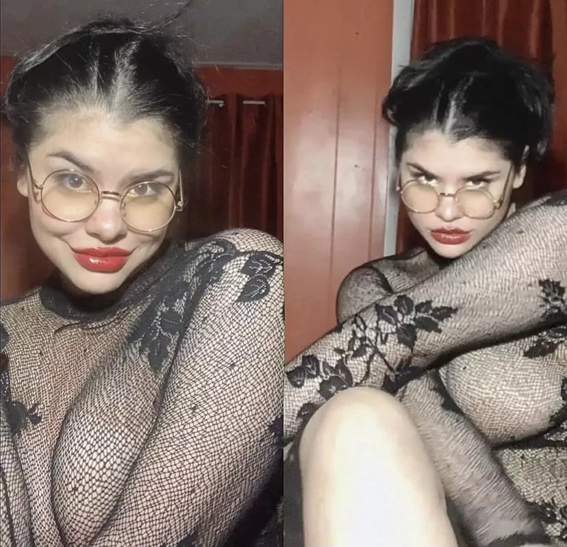 Hey there lovelies. (this may be conservative for the sub but this is quite new for me) hopefully more to come ๐ Hey there lovelies. (this may be conservative for the sub but this is quite new for me) hopefully more to come ๐