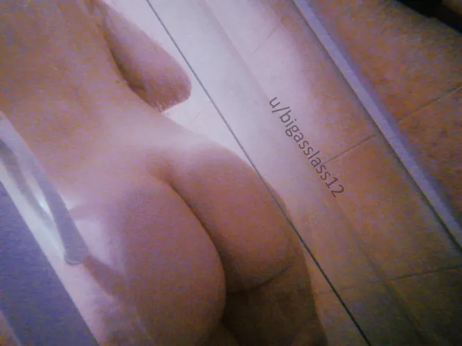 Hey! This is my first post here. I’m a bit shy, but here you go! I hope you like my ass. <3