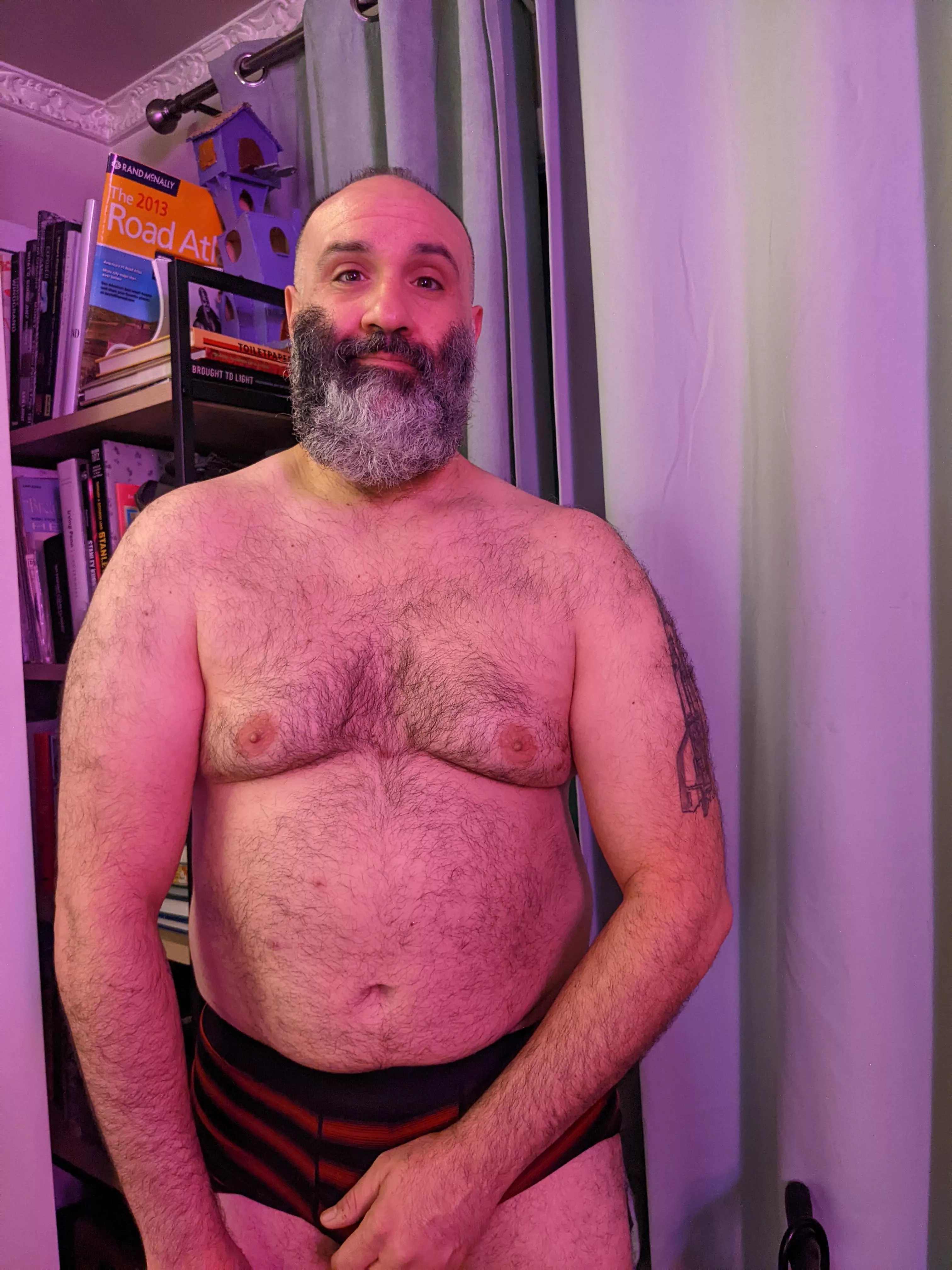 Hey. What's up? Wanna come over? Daddy's ready