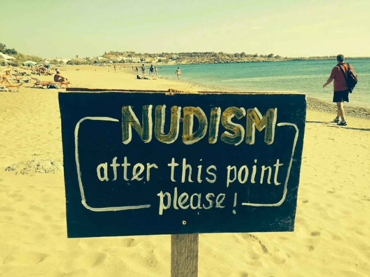 Hey you, guy on the right, read the sign! Hey you, guy on the right, read the sign!