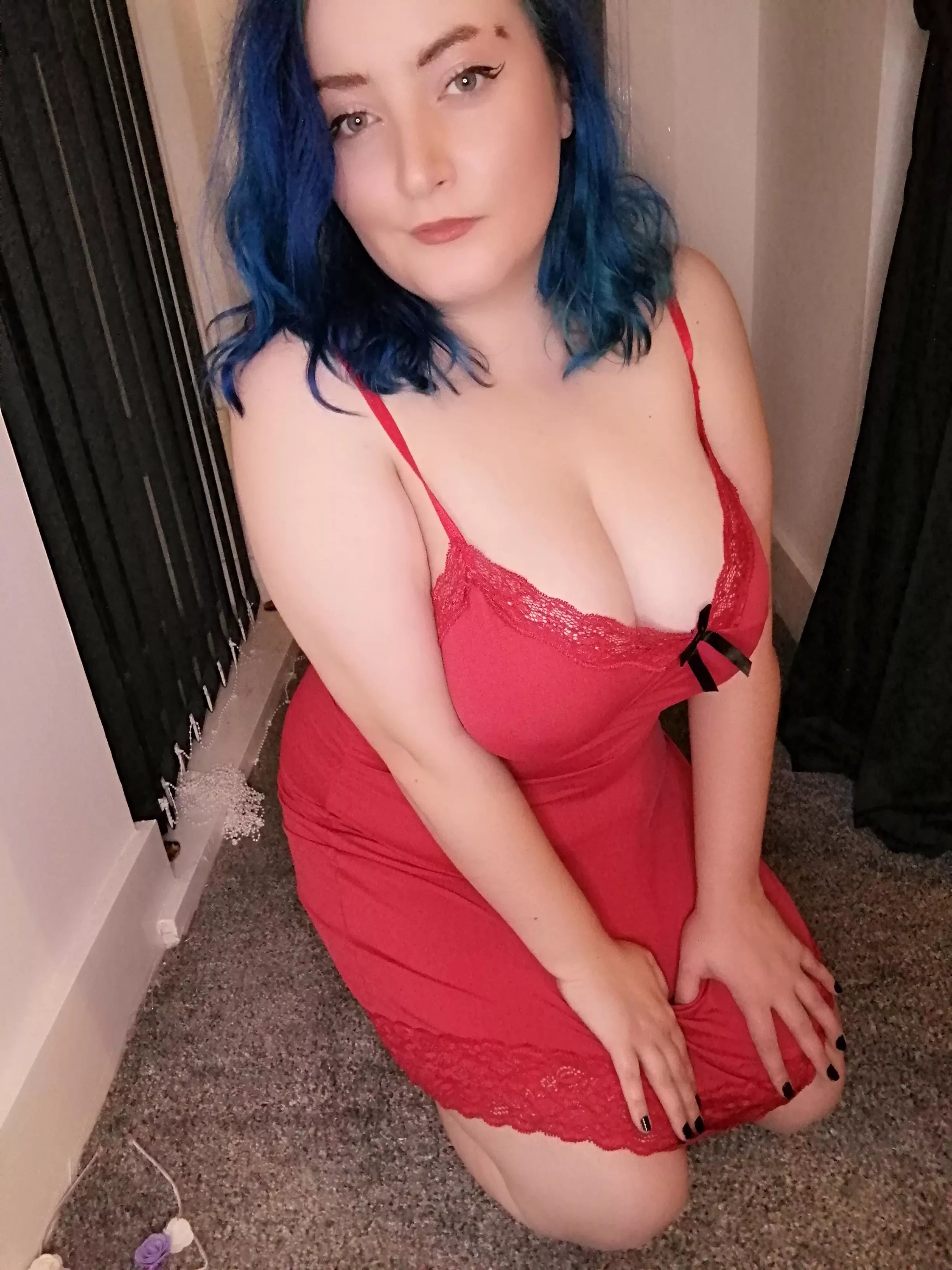 Hey you >:) You're horny as hell and looking for someone to meet your kinky needs... Well hello ;) fetish freindly, ddlg, ratings, erotica, pics, vids, cosplay, domme services, sub services... And so much more. Free trial link in comments... [Selling