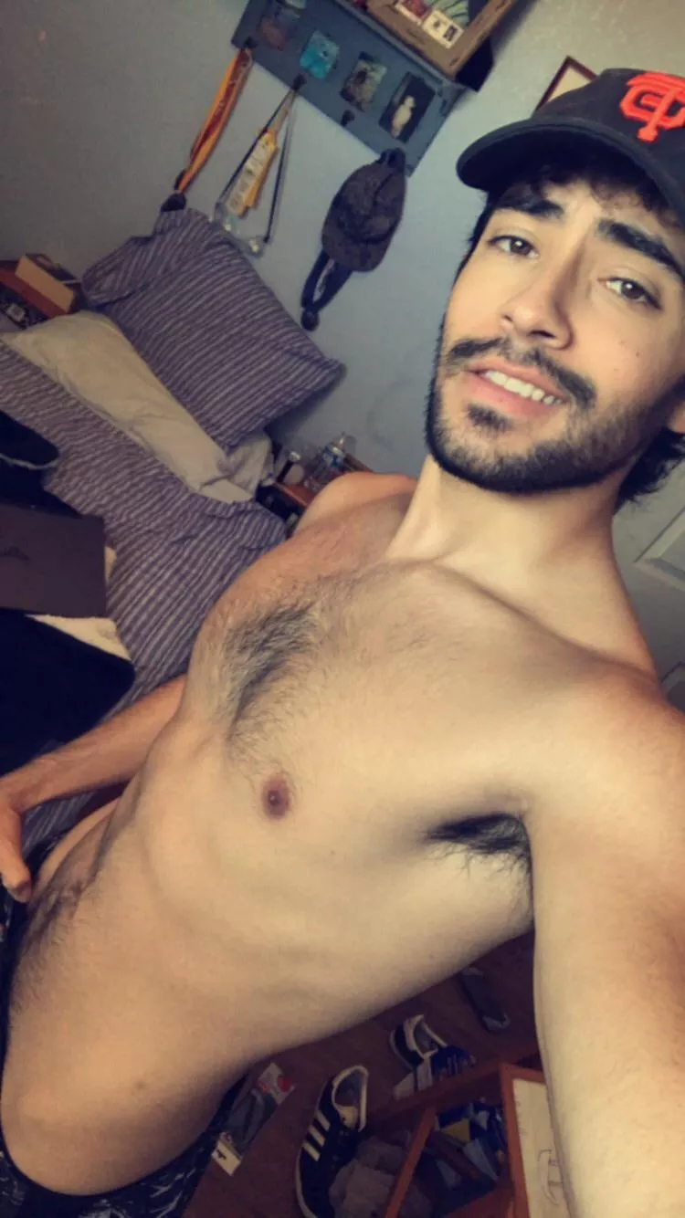 Hey :) Hey :)
