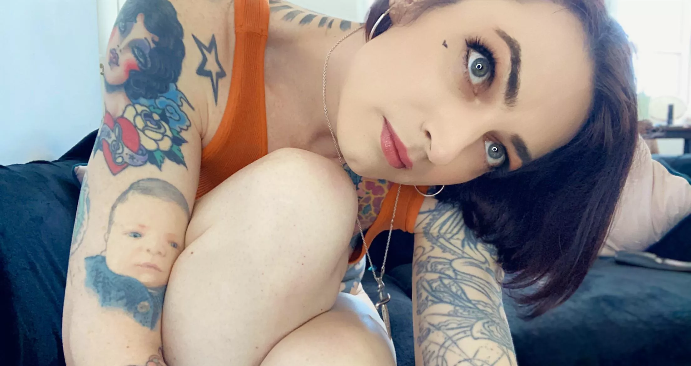 Heyyy we should hang out 👉👈🥺