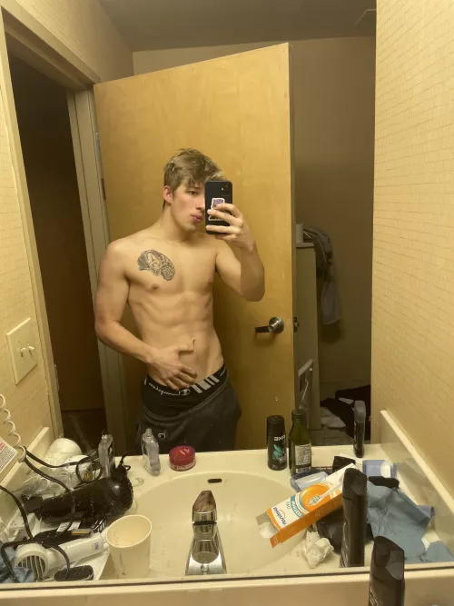 Heyyyyyy message me ;)