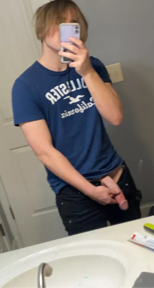 Hi