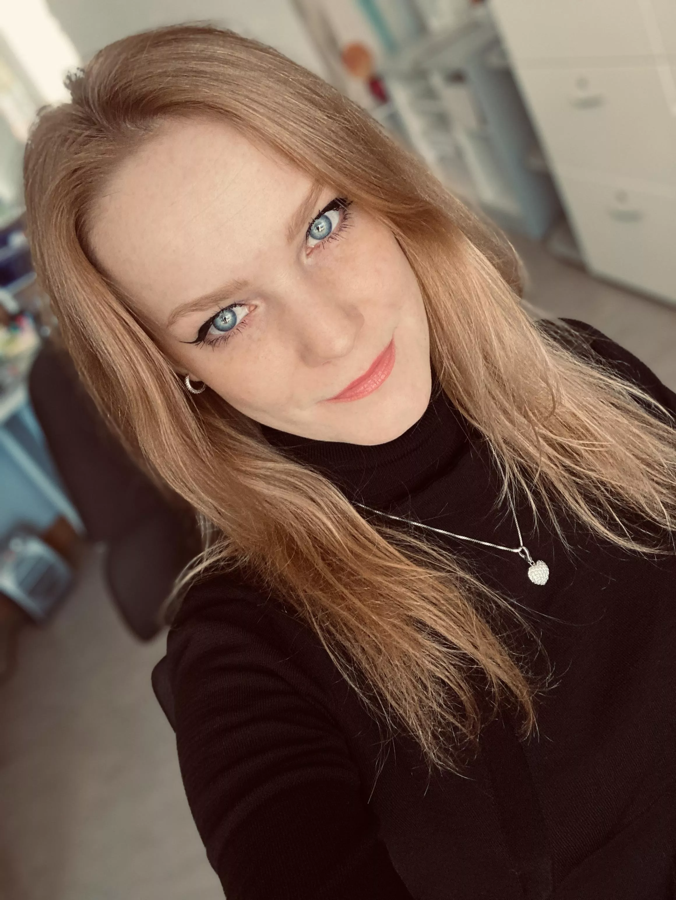 Hi 🦊 Hi 🦊
