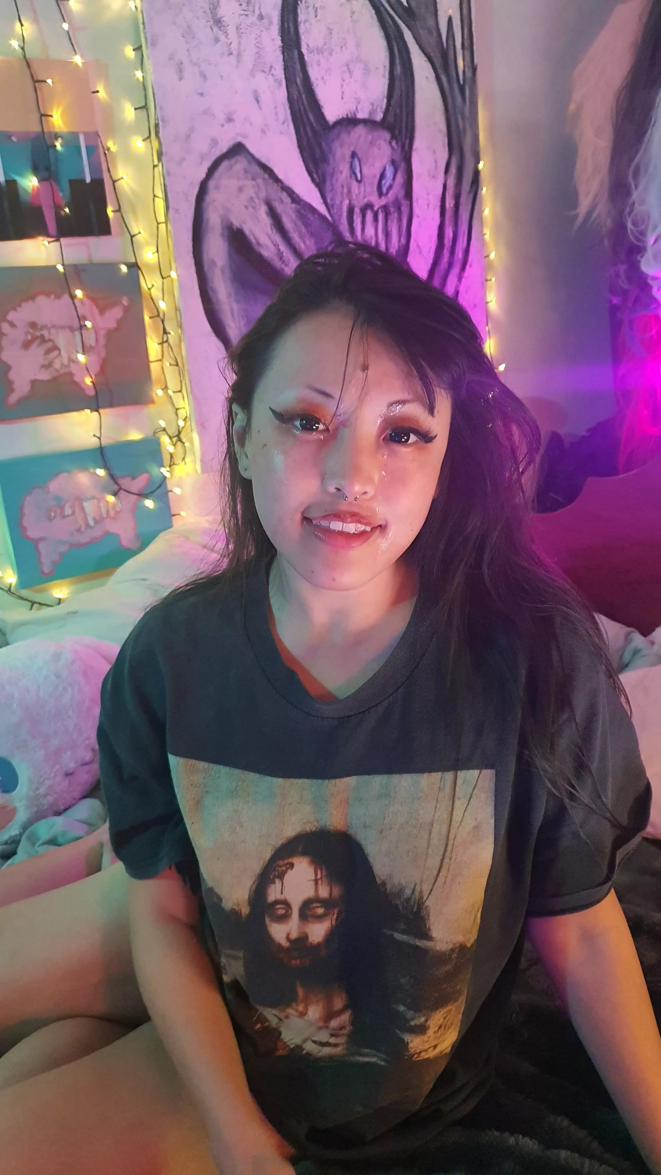 Hi all, I'm Froggy! Would you use me up & kick me out or cuddle and kick it with me?