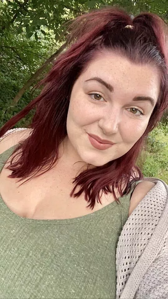 Hi anyone on here want to chat if so send me a Dm. Hi anyone on here want to chat if so send me a Dm.