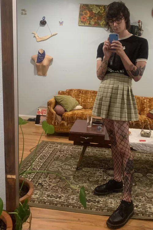 hi c: new here🖤 hi c: new here🖤