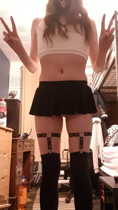 Hi cuties! I got myself thigh grarter, what do you think? 💛 Hi cuties! I got myself thigh grarter, what do you think? 💛