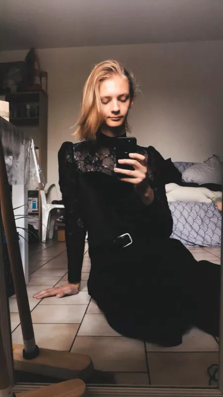 Hi ! First post :3 Hi ! First post :3