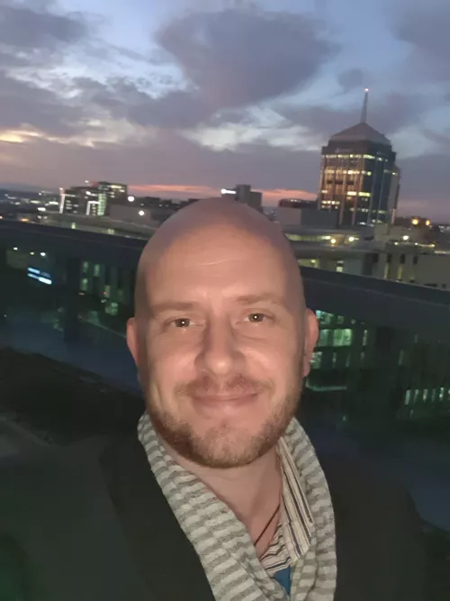 Hi 👋🏻 from South Africa