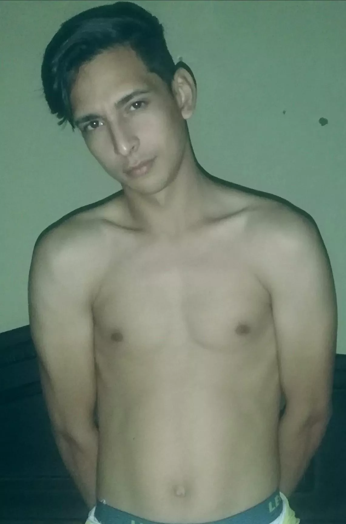 Hi guys! Follow me for more baby's 😏😘🤗