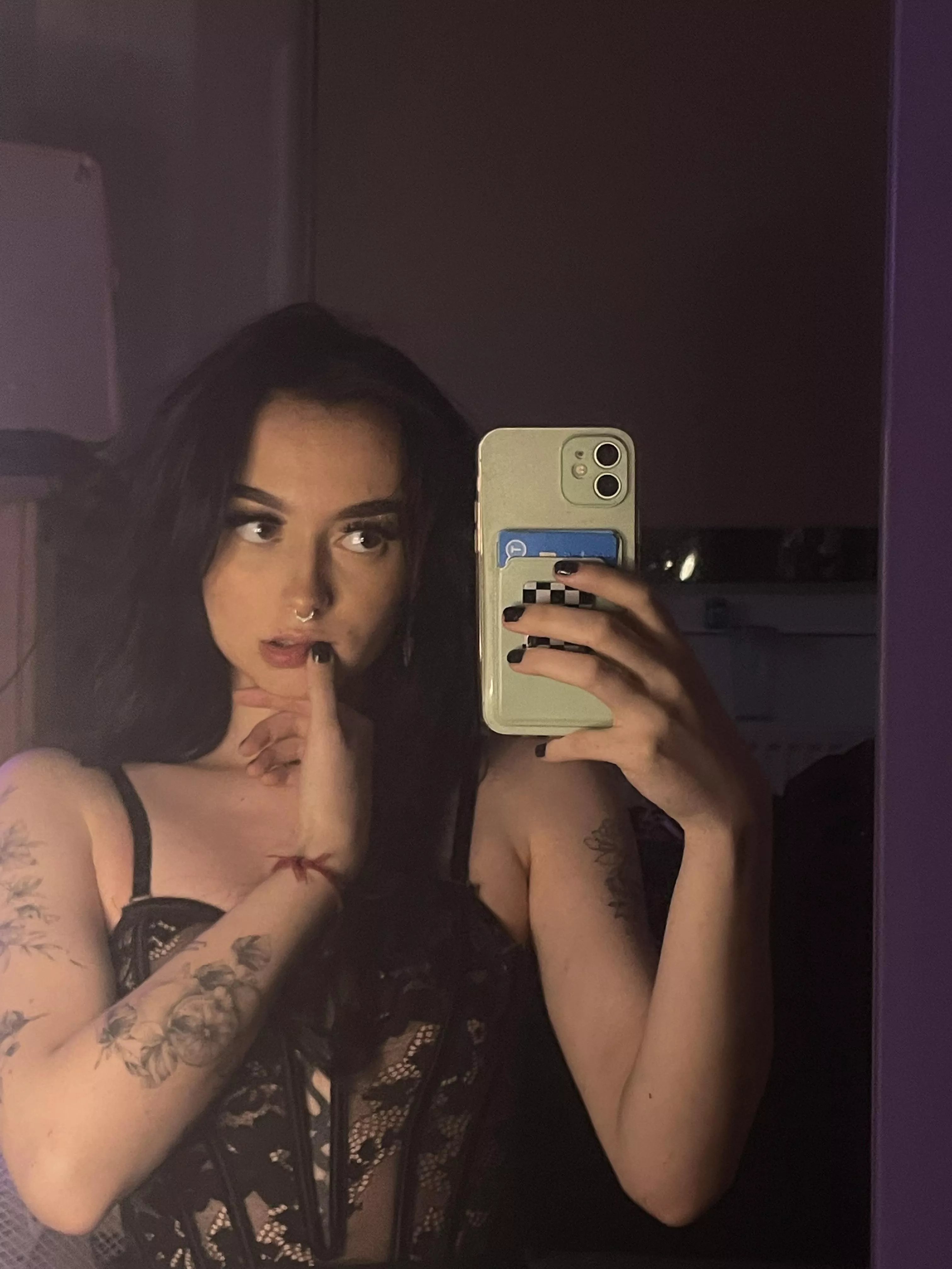 Hi guys! Hope you’ve had a good day😈 Hi guys! Hope you’ve had a good day😈