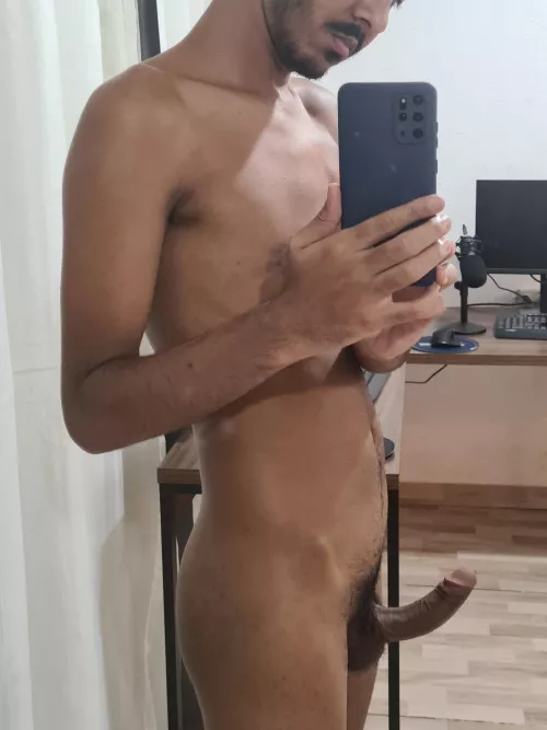 Hi guys! I'ts my first post here π
