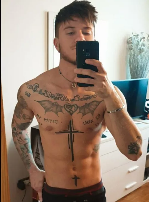 hi guys. 👋 hi guys. 👋