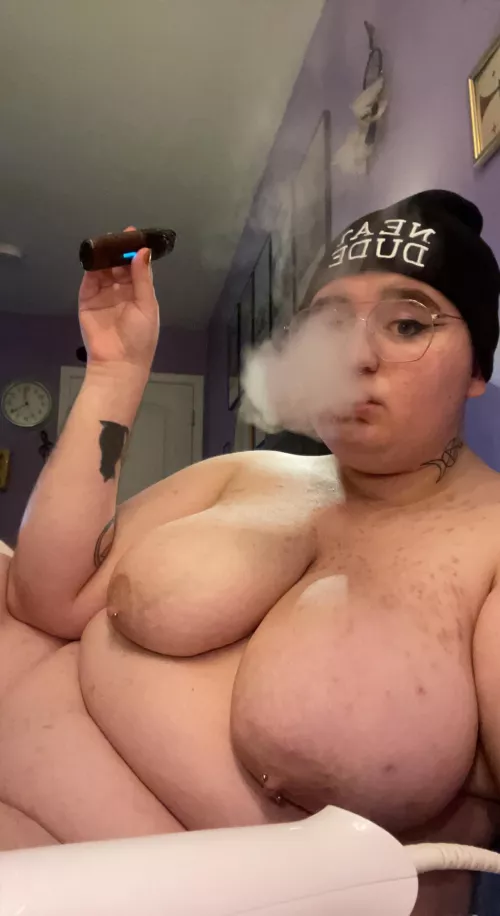 Hi ๐ฅฐ Im (22F) new here