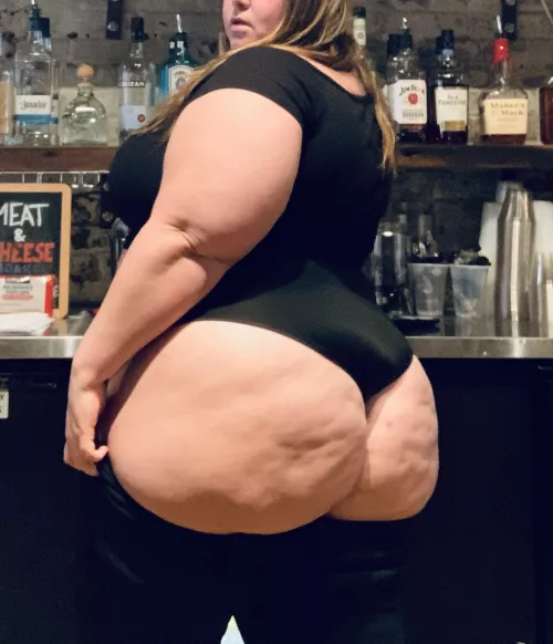 Hi I’m HoneyPotts, I’ll be your bartender for the evening