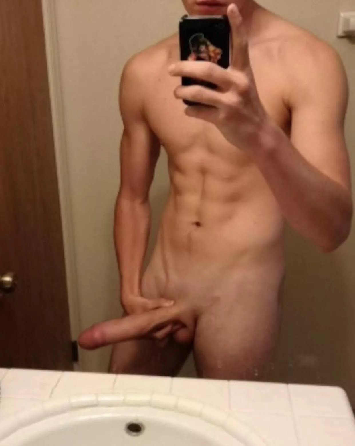 Hi. It’s me, Josh. 24. Let me know what you think. DM open. 18+ ONLY!!!!!