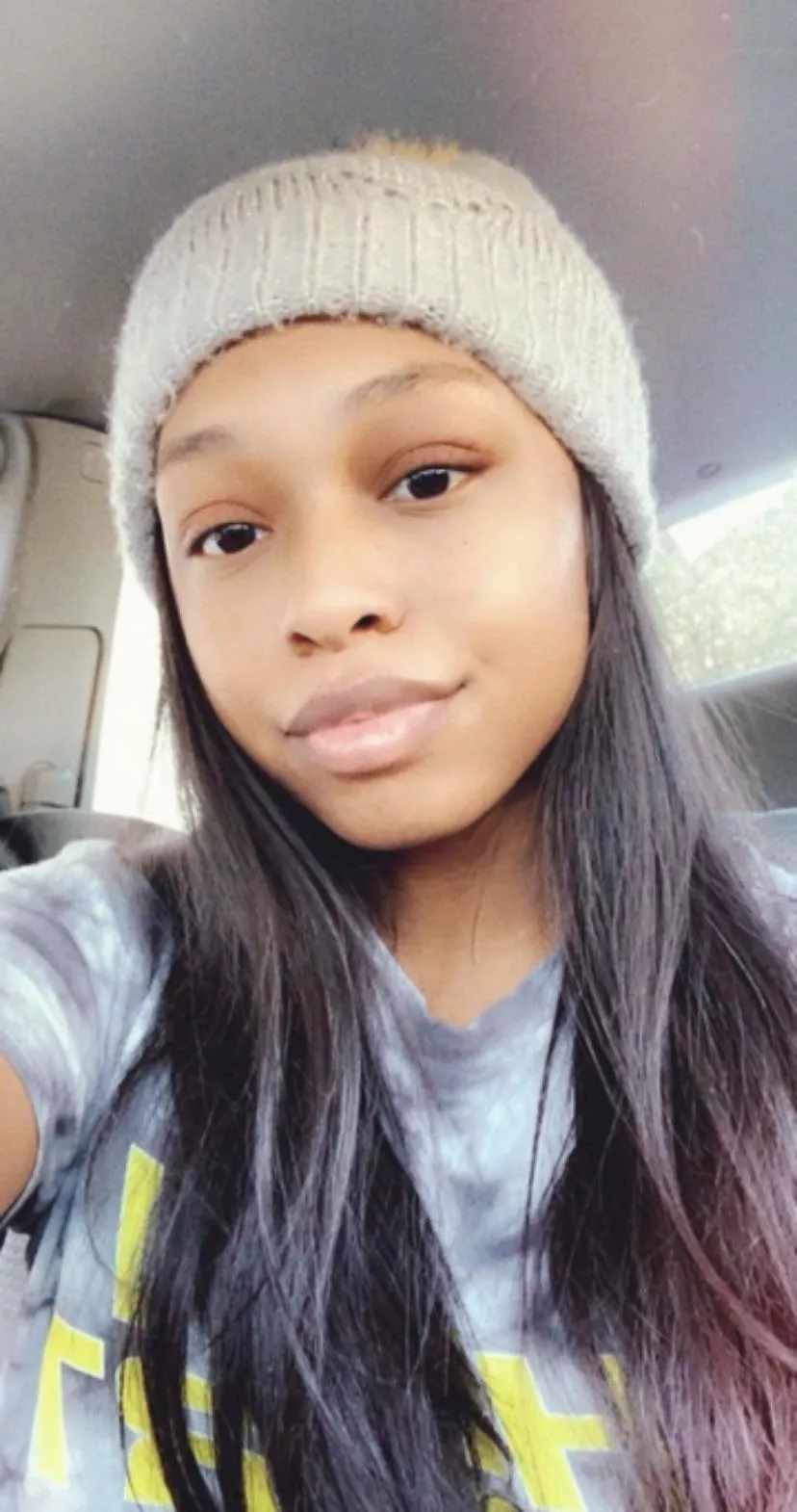 Hi talk to me, I’m lonely 🥲