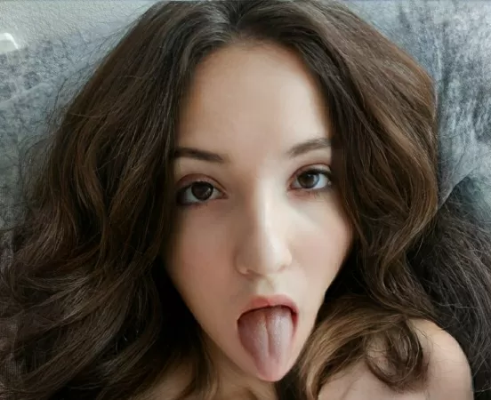 Hi there 5 people who sort by new 👋🏻 Hi there 5 people who sort by new 👋🏻