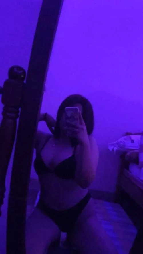 Hi there ππ» (f)