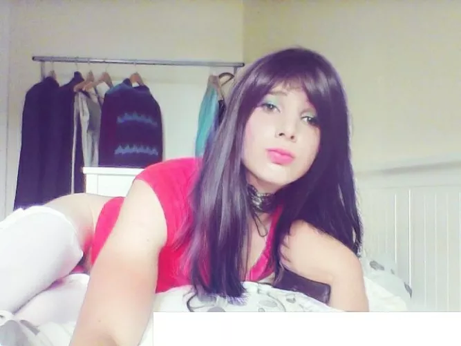 Hi there, wanna play? Hi there, wanna play?