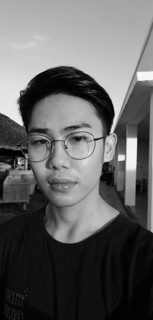 Hi! Wanna Chat? Hi! Wanna Chat?