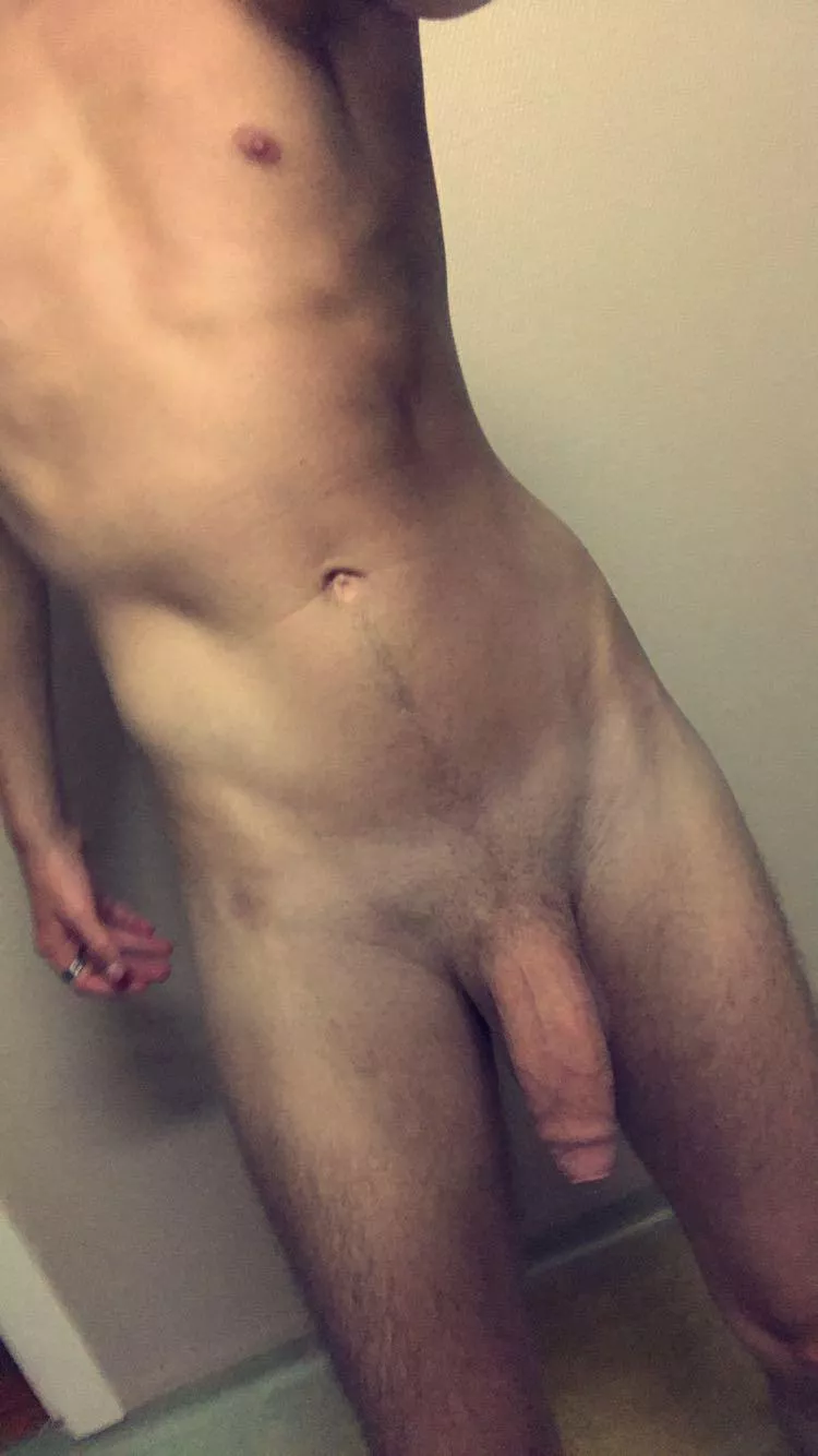 Hiding behind foreskin 🔥👻 Hiding behind foreskin 🔥👻