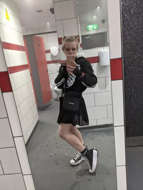 hihi still drunk feel cute tho :)) hihi still drunk feel cute tho :))