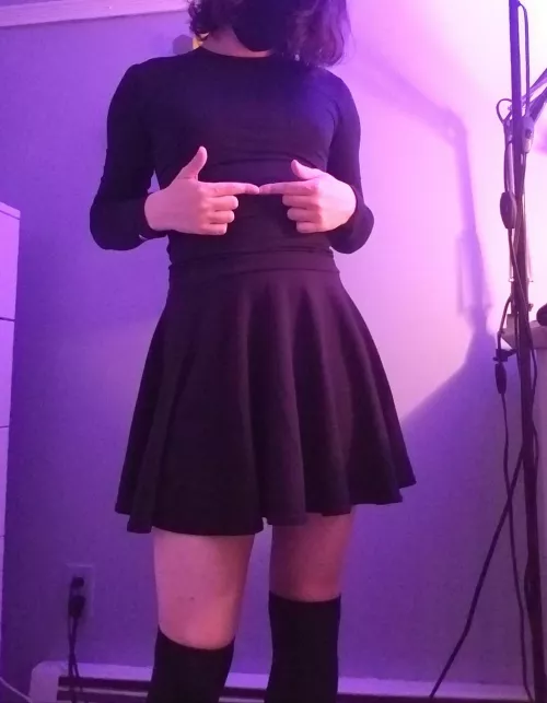 hii! it's a bit late for femboy friday but here i am anyways :3 hii! it's a bit late for femboy friday but here i am anyways :3