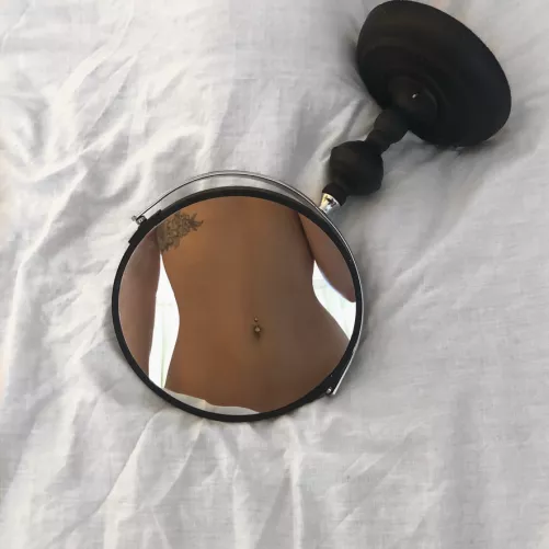 Hips you can grab on to