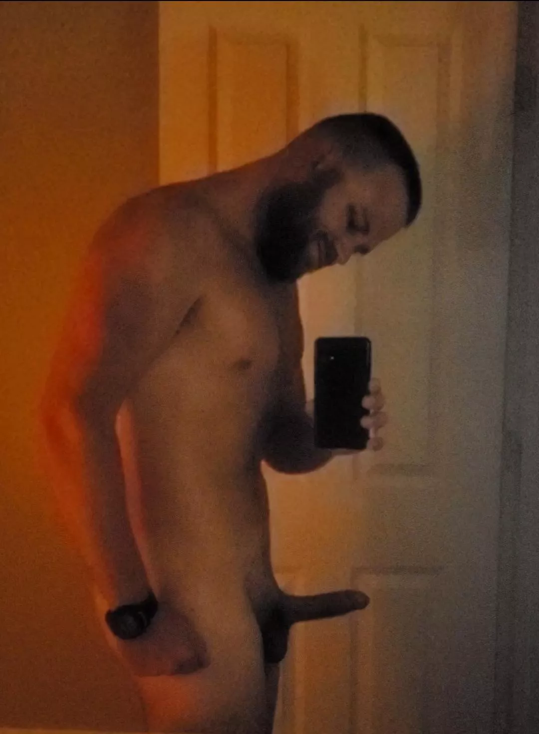 Hit my goal weight so fuck it. Proud of my work. Hit my goal weight so fuck it. Proud of my work.