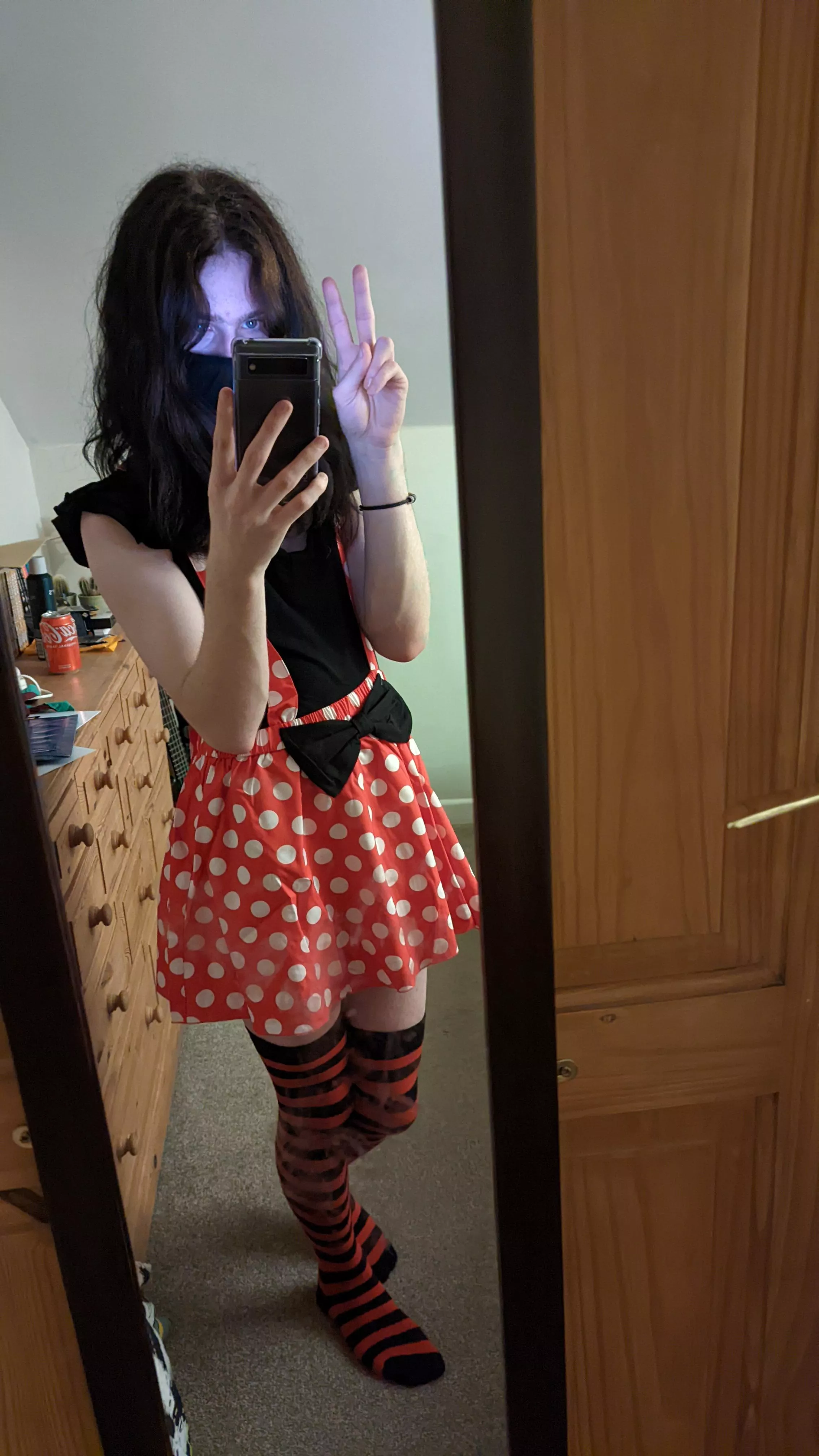 Hiya x, I'll be your waitress for this evening 😘