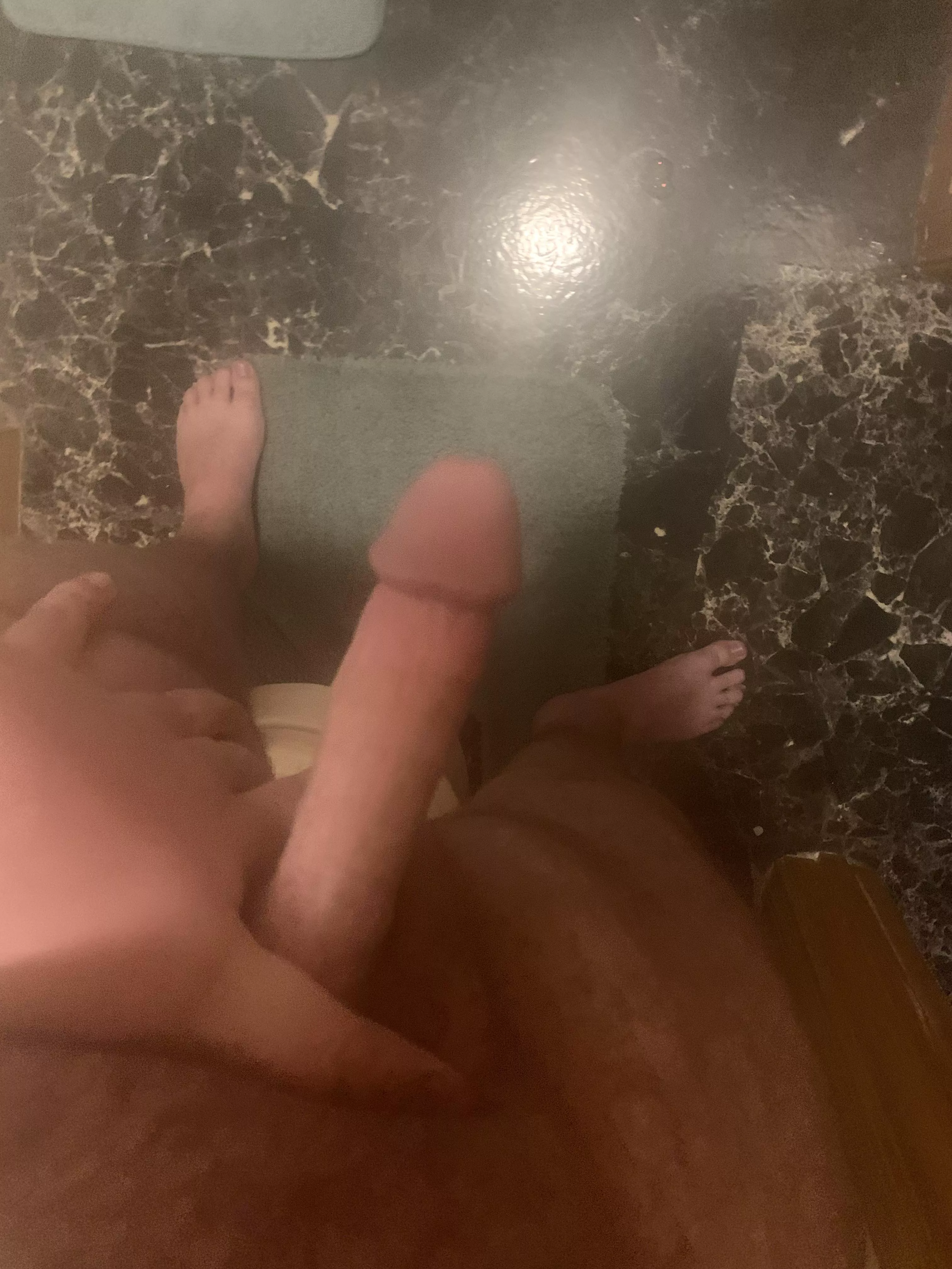 HMU DM!19