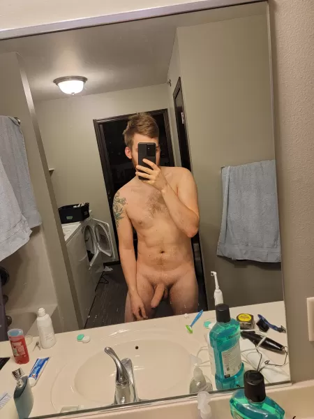 Hmu, tell me what you think Hmu, tell me what you think