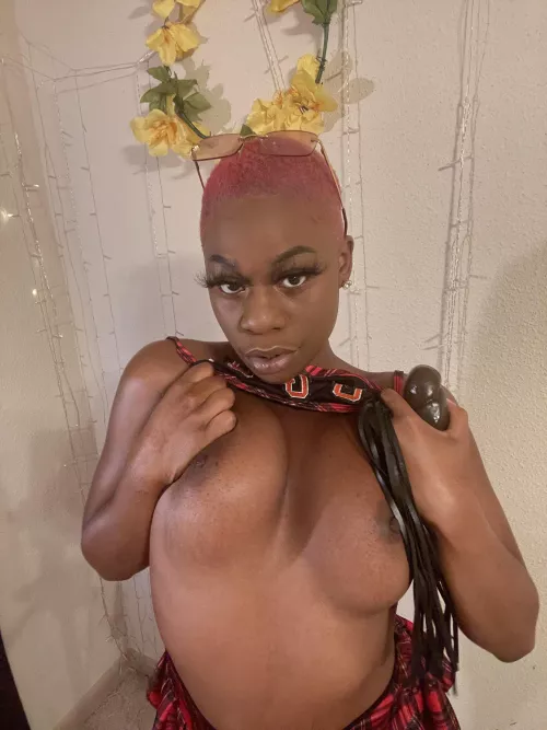 Hold this while I bend over ?