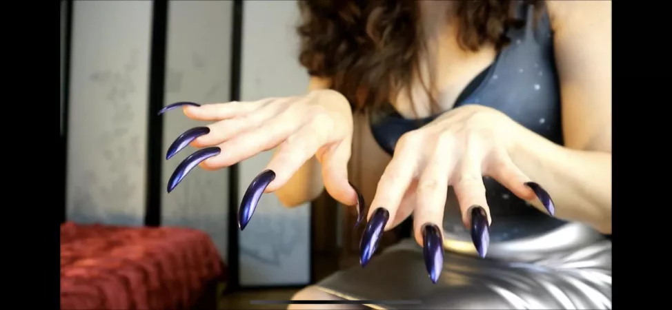 Holy shit, Iβve been looking for this vid for years and finally found it.